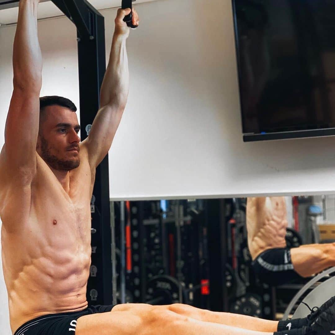 フィリップ・コスティッチさんのインスタグラム写真 - (フィリップ・コスティッチInstagram)「Hard work always pays off! 🦅 💪🏻 #SGE #workout #FK10」5月5日 1時36分 - filipkostic