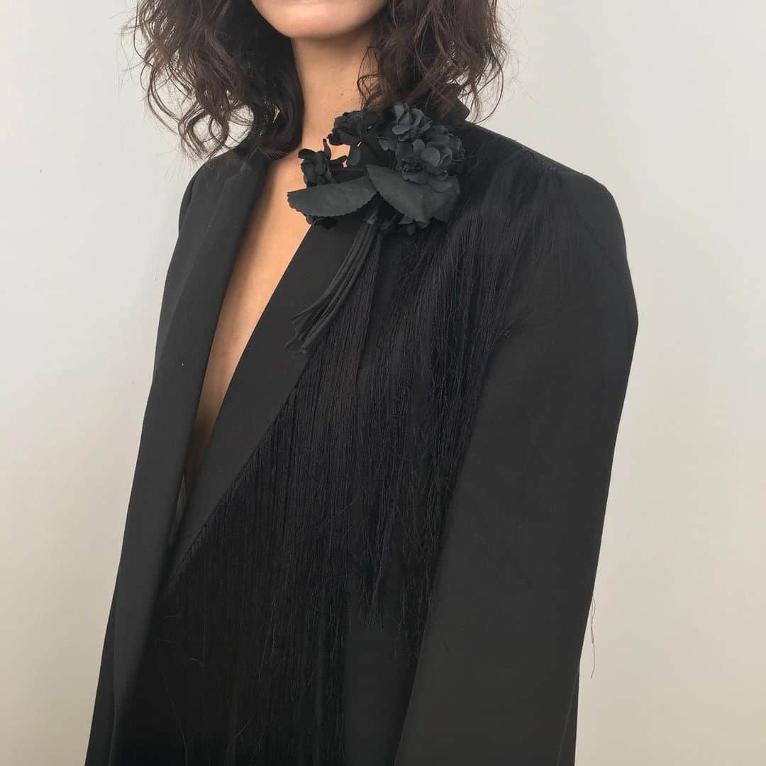 のインスタグラム：「Black fringed coat with vintage corsage , now available, from our spring summer 2020 collection. #vintagewithnew #sharonwauchob」