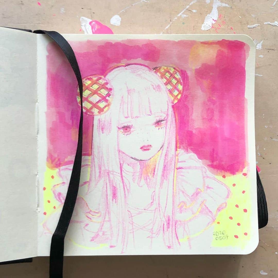 eimiのインスタグラム：「#eimicroquis #eimi #AzamiEimi #illustration #drawing #イラストレーション #girlsillustration #pink #artwork」