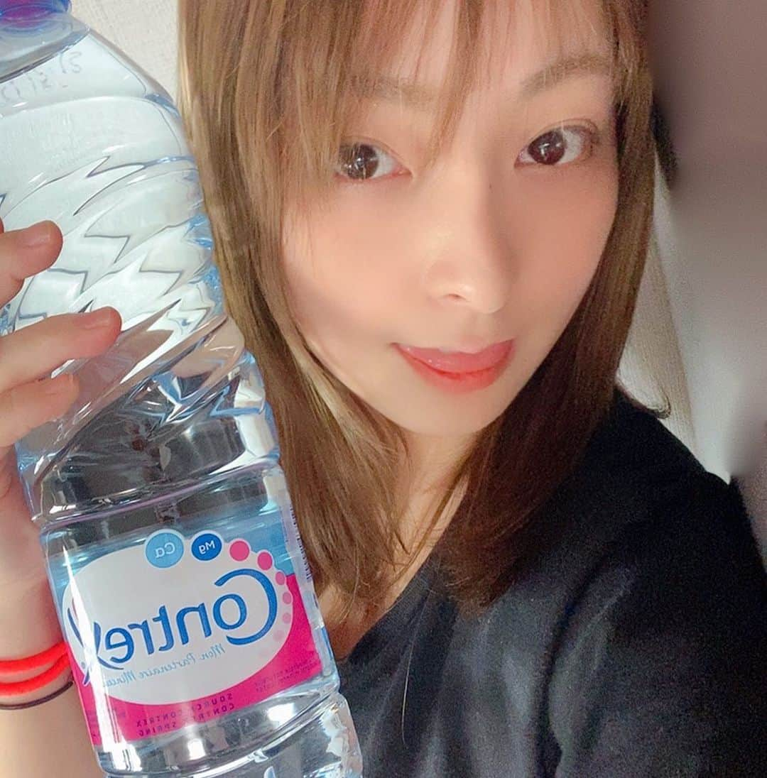 琴乃さんのインスタグラム写真 - (琴乃Instagram)「Diet💕 #koreangirl #selfie #selca #contrex #check4893 #korean #diet #셀카 #셀스타그램 #다이어트」5月5日 15時21分 - realsujeong