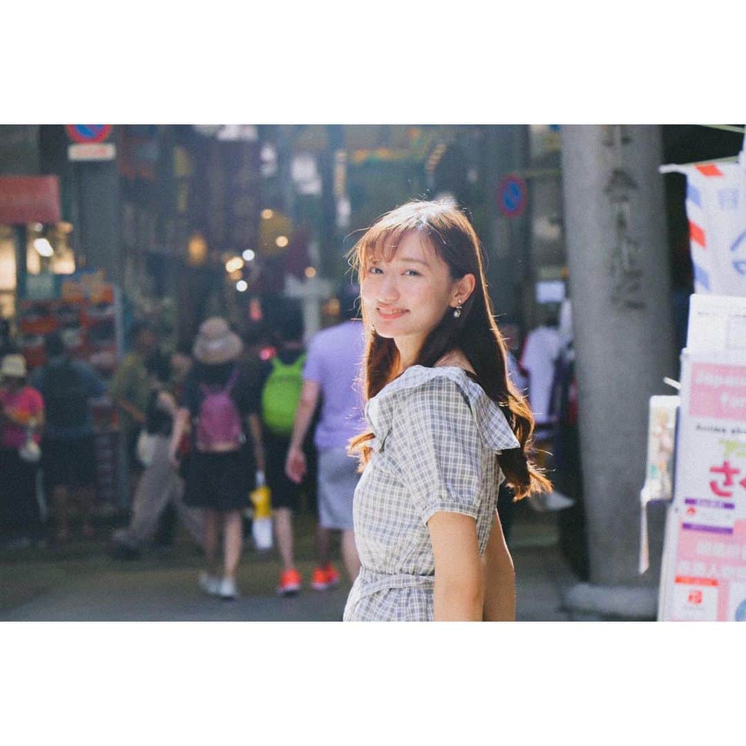 さののインスタグラム：「・ ・ ・ #ポートレート #ファインダー越しの私の世界 #スクリーンに恋して #撮影 #儚くてどこか愛おしいような #デジタルでフィルムを再現したい #カメラ好きな人と繋がりたい #ファインダー越しの私の世界 #被写体 #何気ない瞬間を残したい #幸せな瞬間をもっと世界に #関西写真部share  #good_portraits_world #portrait_planet #bestjapanpics #love_bestjapan #誰かの記憶に残る写真 #jp_portrait部 #pics_jp #wu_japan #portraitphotography #photogram_archive #good_portraits_japan #team_jp #photogenic_jp #pt_life #japanesegirl  #lfl #lfl💛 #l4l」