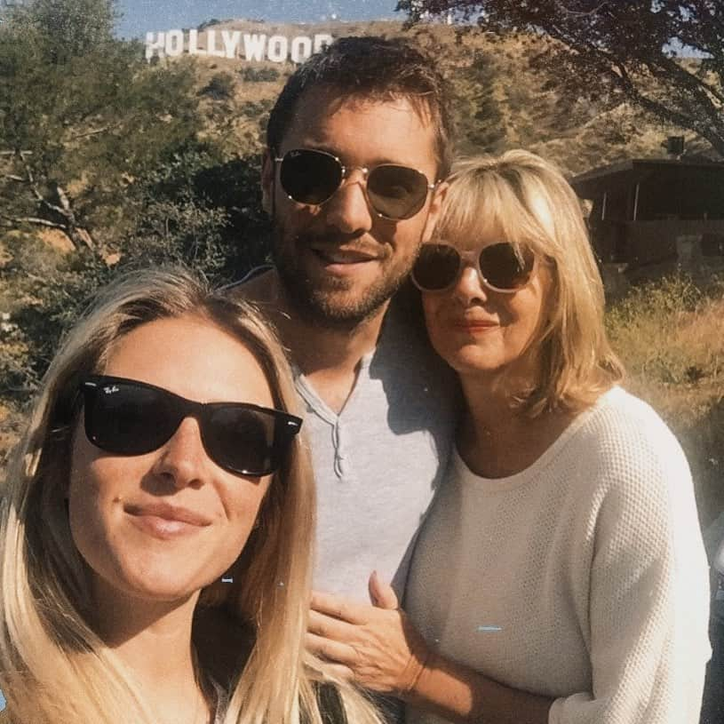 ジョシュ・ボウマンのインスタグラム：「Charlotte, #joshbowman and ma bowman 🧔🏽👩🏼👩🏼 (picture from mabowman story)」