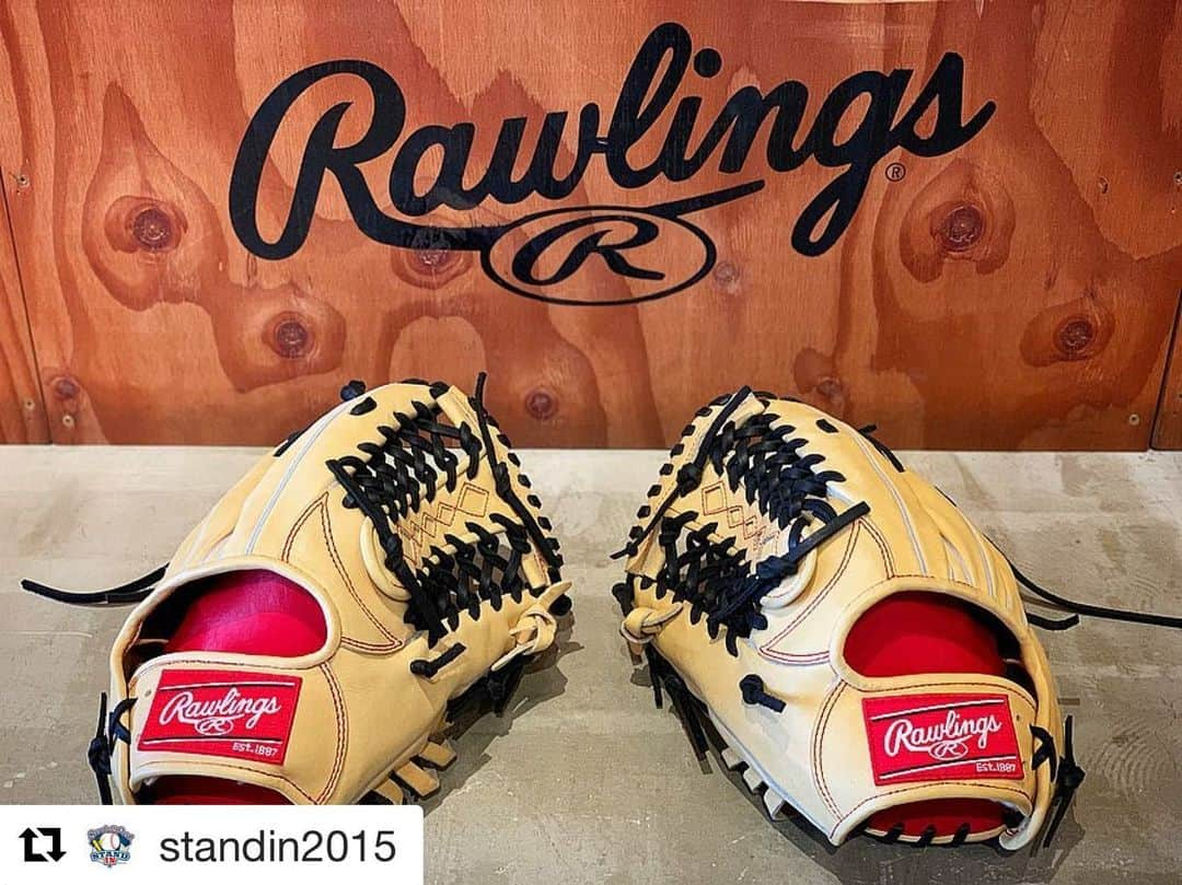 Rawlings Japanさんのインスタグラム写真 - (Rawlings JapanInstagram)「#Repost @standin2015 with @get_repost ・・・ . . Rawlings ローリングス 硬式外野手用グラブ⚾️🔥 キャメル⭐️⭐️ . size:12.5インチ price:¥53,000+tax . #ベースボールパークスタンドイン #standin #スタンドイン福岡店 #rawlings #ローリングス #キャメル #硬式グラブ @rawlings_japan_llc」5月5日 9時18分 - rawlings_japan_llc