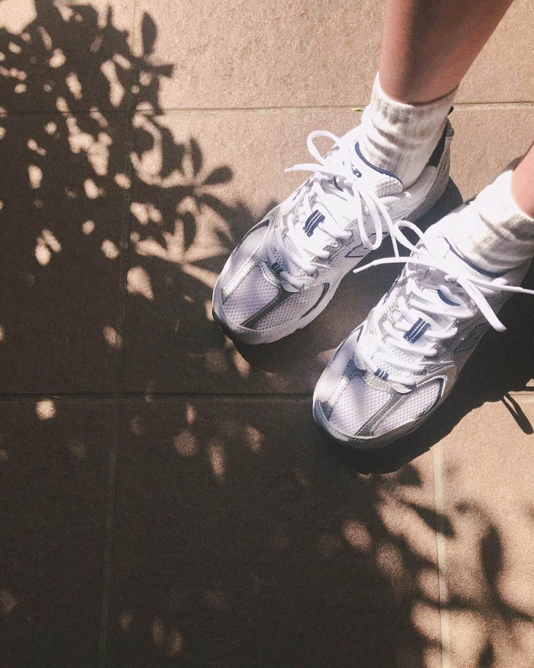 秦まり子さんのインスタグラム写真 - (秦まり子Instagram)「👟♡ #newbalance #sneakers #trainers」5月5日 10時17分 - marikohata_