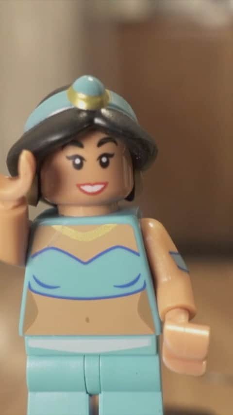 のインスタグラム：「I don’t know why I created this video.  But I love this.  All made by myself.  ステイホームで一人で作った映像。 「子供の日」 は大人が子供心を忘れない日でもあるのかもしれません。  #stayhome #playathome #createeveryday」