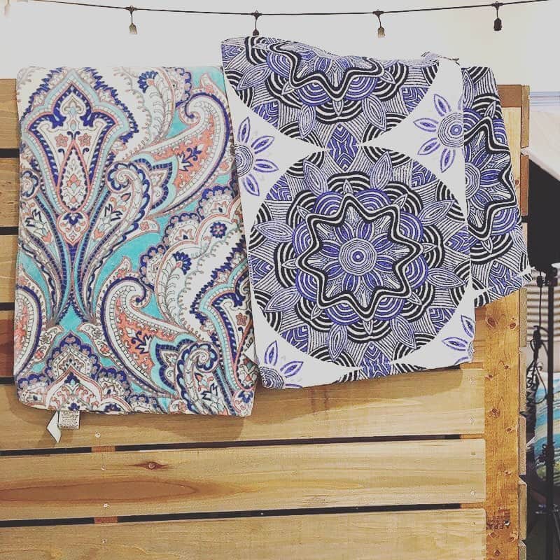 eight o eight のインスタグラム：「. . . . ｂｉｇ　ｔｏｗｅｌ . . . . ※5/7(木)までゴールデンウィークの為発送はお休みになります ※着日指定は5/11より承ります . . #タオル #夏の準備 #beach #sea #beachhouse #beachstyle #beachgirl #california #aloha #hawaii #アロハ #ビーチ雑貨 #ビーチハウス #ビーチスタイル #ビーチライフ #ハワイ#ハワイアン #ハワイ雑貨 #コースタルリビング #カリフォルニア雑貨 #カリフォルニアライフ#カリフォルニアスタイル#雑貨#海 #海を感じる雑貨」