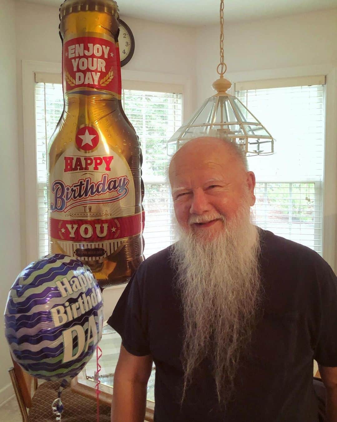 のインスタグラム：「Happy Birthday! #bestdad #birthdaydad」