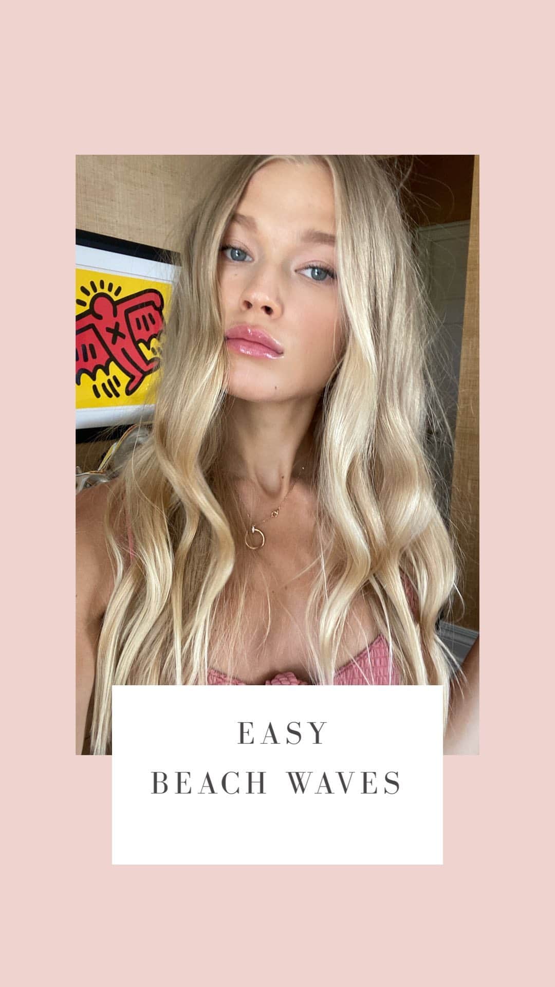 ヴィタ・シドルキナのインスタグラム：「You will only need curling iron, hairspray and hairbrush. ❤️」