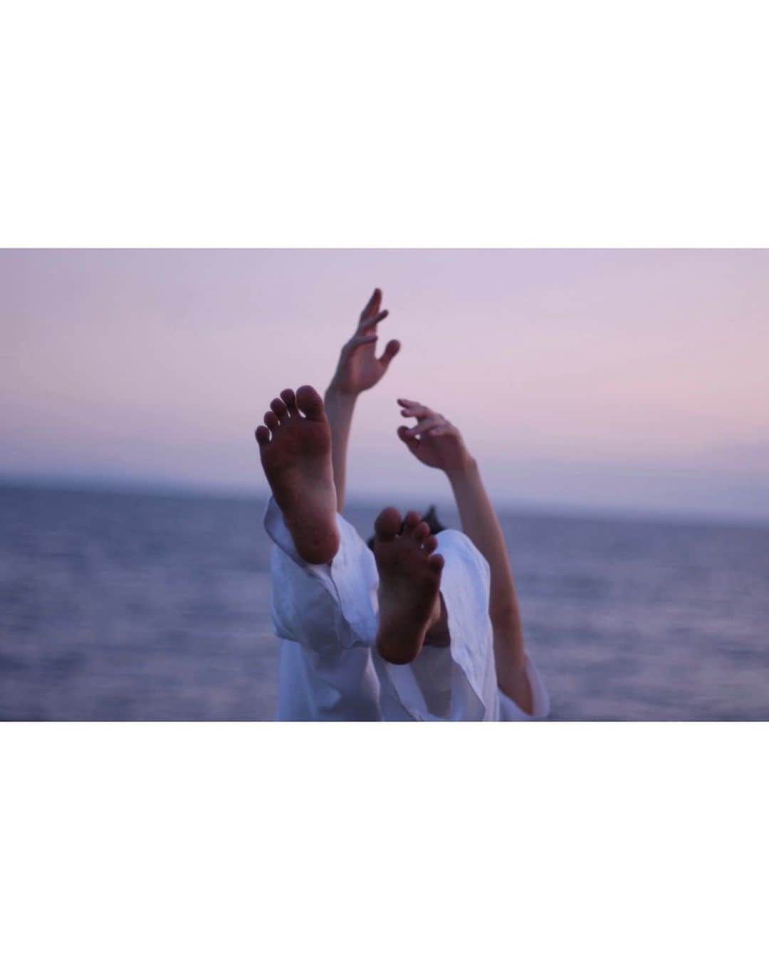 坂口涼太郎さんのインスタグラム写真 - (坂口涼太郎Instagram)「✋🛁🤚 #涼短歌」5月6日 0時42分 - ryotarosakaguchi