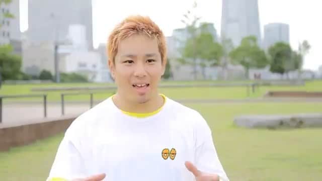 大野愛地のインスタグラム：「#docomo さんの「Xperia AX」地上波テレビ CM。﻿ コレ見てくれてた人ー🙌﻿ ﻿ これ真夏に撮影したんやけど、秋冬モデルとのことで長袖に…☀️﻿ エキストラの皆様(200名)もありがとうございました！﻿ ﻿ #aichiono﻿ #sony﻿ #xperiaax」