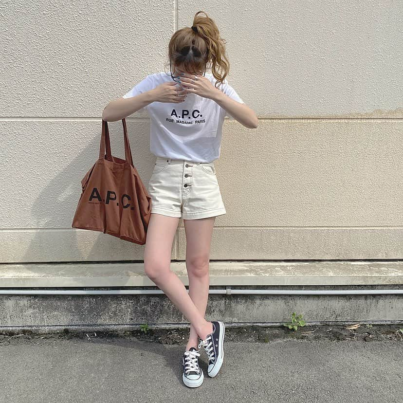 Maiさんのインスタグラム写真 - (MaiInstagram)「#ootd #apc #moussy #converse #コンバース ootdの詳細はブログに書いてます💫 ・ #昨日から #はじこい再放送始まったんだけど #DVDで何回か見てるもんだから #懐かしさは全く無くて😂 #でも #ゆりゆりも若いし可愛いし #やっぱり面白かった✨」5月5日 17時35分 - maimaimai1016