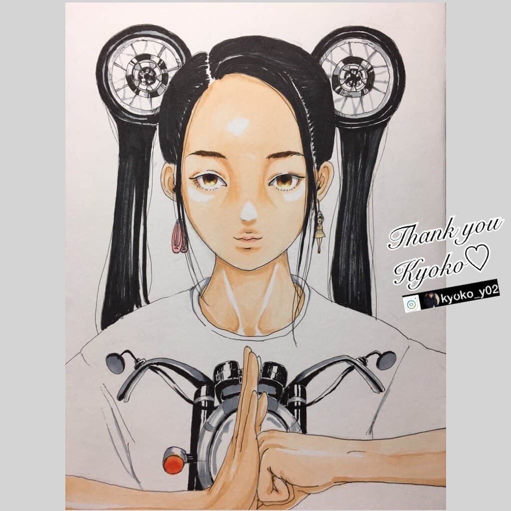 宇田恵菜さんのインスタグラム写真 - (宇田恵菜Instagram)「@kyoko_y02 drew a picture of me💓💓💓 love this so much💋 本日子供の日‼️‼️‼️‼️‼️‼️ 小学校の同級生が私をイメージして絵を描いてくれました🥺✨ エネルギッシュに戦うえなの心の強さを表現してくれて、バイクとバレエも盛り込んでくれてる😎 そしてのツインテール！！！ 私のイメージツインテールいうけん、え！と思ってアルバムを見返すと、見事にツインテールまみれでした😂😂😂😂 久々にそのまま小学生の時の写真を見返しました。これも自粛がもたらしてくれて、振り返りの時間😊 杏子素敵でかっちょいー絵をありがとう❤️ #casting  #actress  #キャスティング #女優 #役者  #filmingcrew #filming #撮影中 #愛媛出身 #明治時代 #愛媛県松山市 #actresslife #レッドカーペット #愛媛国際映画祭　#セントラル #宇田恵菜 #似顔絵　#イラスト　#イラストレーション #同級生　#子供の日」5月5日 18時50分 - ena2727