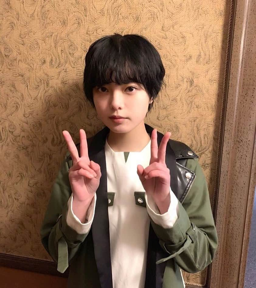 平手友梨奈主義のインスタグラム：「@sankakumadoeiga  #平手友梨奈#てち#hirateyurina#techi」