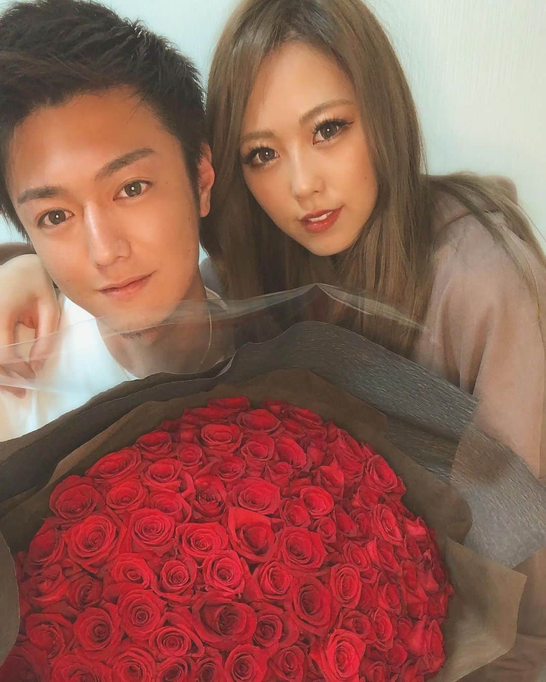 吉崎伸樹のインスタグラム：「報告になります。 こんな時期ですが 本日5月5日入籍致しました。 真っ直ぐ生きていきます。 . 地元の皆さんは支えてください。笑 . #吉崎結婚したってよ #コロナに負けるな」