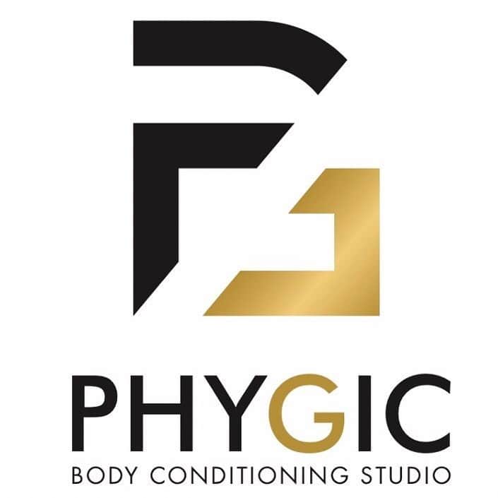 菅長愛子のインスタグラム：「． 【休業延長のお知らせ】  平素よりBody Conditioning Studio Phygicをご利用頂き誠にありがとうございます。  昨日の緊急事態宣言延長の発表を受け休業を延長させて頂く決断をさせて頂きました。  営業再開日につきましては、決定し次第、皆さまへお知らせさせて頂きたく思います。 Phygicにお通い頂いているお客様には大変ご迷惑をお掛けしております事を心よりお詫び申し上げます。  先が見えない状況が続いておりますが、この事態が一日も早く収束することを祈念致します。  また、オンライントレーニングは引き続き受け付けておりますので、ご希望のお客様はスタッフまでお申し付けくださいませ。  引き続き宜しくお願い申し上げます。 Phygic スタッフ一同」
