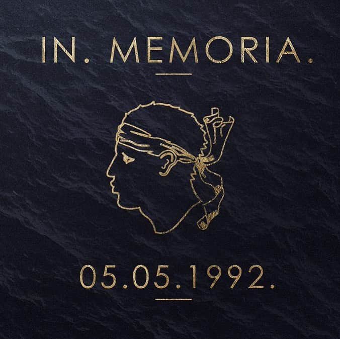 フロリアン・トヴァンのインスタグラム：「‪In Memoria. Toujours les mêmes pensées chaque année quand vient le 5 mai. Elles sont pour les victimes du drame de Furiani il y'a 28 ans maintenant. 🖤 #pasdematchle5mai @scbastia 🙏🏻‬」