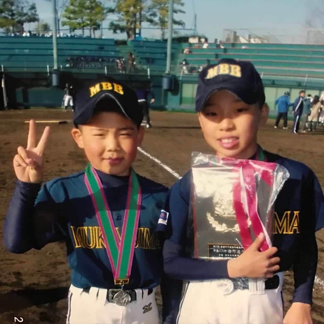 石原彪のインスタグラム：「#子供の日  #向島ベースボール  #小3か  #小4 #隣はゴッちゃん」
