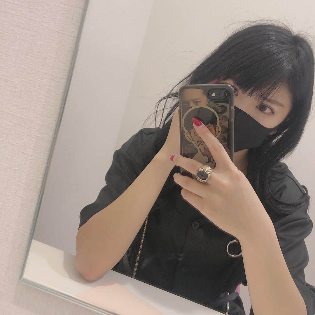 EON（梶野恵園）のインスタグラム：「﻿ ﻿ ﻿ ﻿ ﻿ まっくろくろすけ﻿ ﻿ ﻿ ﻿ ﻿ ﻿ 🐶」