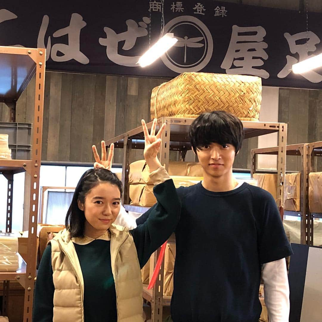 TBS「陸王」のインスタグラム：「第2話オンエアまで、あと3時間！ #陸王 #TBS #池井戸潤 #宮沢兄妹✏️」