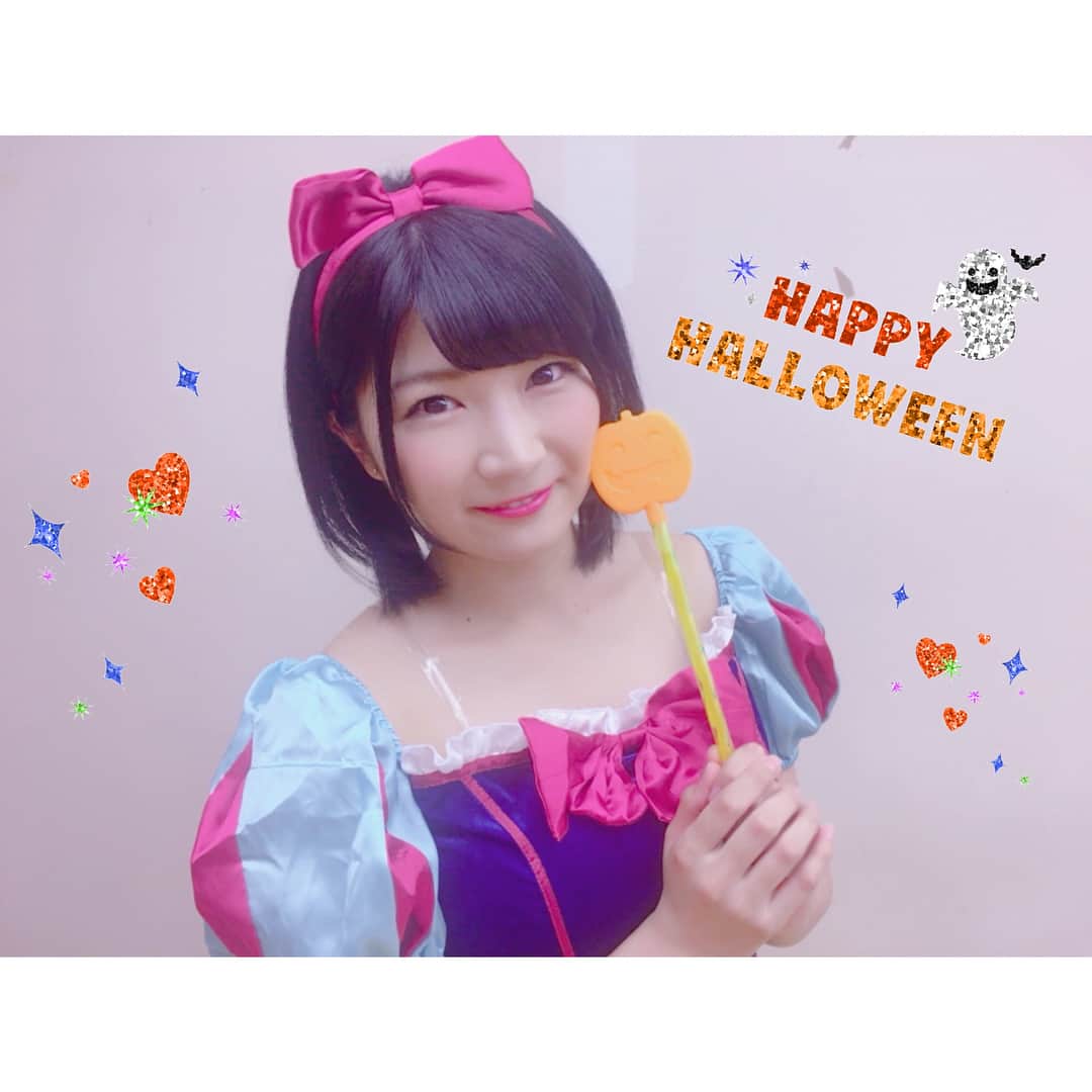 のインスタグラム：「. . 今年のコスプレは白雪姫🍎🏰💗 . . #おーえすゆー #osu_idol #大野咲貴 #さきやん #instahappy #instagood #instadaily #nagoya #followme #insta_nagoya #大須商店街 #ハロウィンコスプレ #ハロウィン #白雪姫 #黒髪 #happyhalloween」