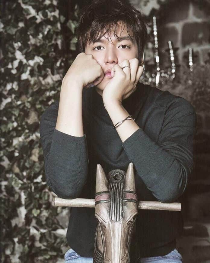 イ・ミンホさんのインスタグラム写真 - (イ・ミンホInstagram)「#LeeMinHo」10月29日 23時08分 - account.leeminho