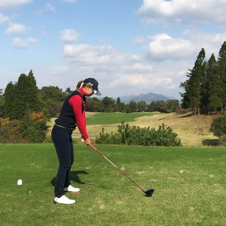 内山久美のインスタグラム：「##福山恵梨  #今日のゴルフ #堅実な飛距離モンスター #ラシンクニンジニアrkbレディーススタイル」