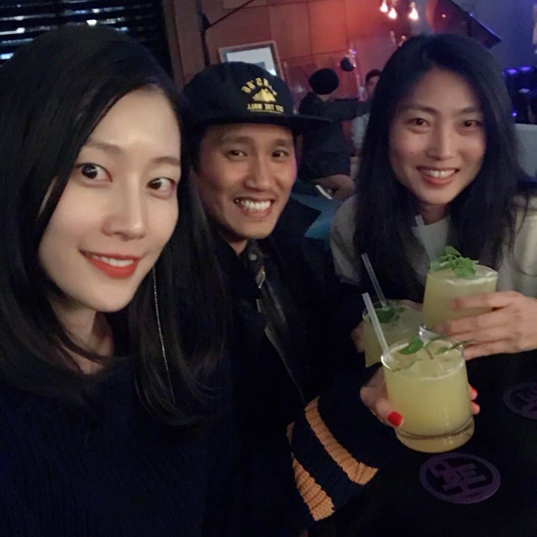 イ・ヒョニさんのインスタグラム写真 - (イ・ヒョニInstagram)「#뉴욕팸 #윤애리 #이준엽 👏🏻🎉💕🎶」10月30日 22時50分 - lee.hyunyi