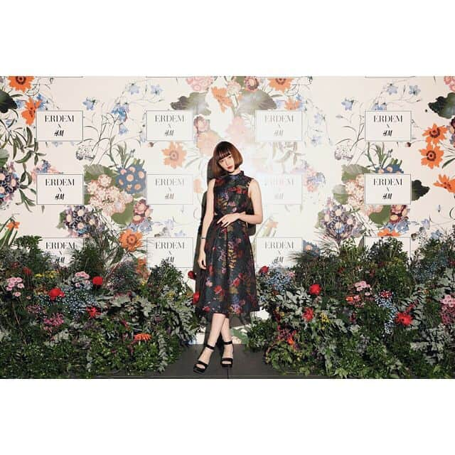 玉城ティナさんのインスタグラム写真 - (玉城ティナInstagram)「@hm × @erdem」10月30日 20時33分 - tinapouty