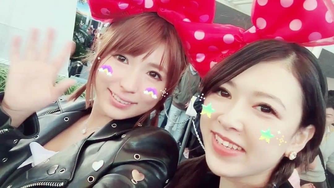 星野ナミのインスタグラム：「ミニーズ🎀❤️ 大好きメンバーでハロウィンディズニー楽しかった🎃✨」