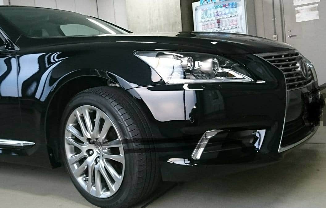 内山高志さんのインスタグラム写真 - (内山高志Instagram)「誰か車買わない？ レクサスＬＳ600バージョンＬ 28000キロ 850万くらいで。 かなり綺麗です。僕の車です！ #レクサスＬＳ600バージョンＬ」10月31日 12時38分 - takashikod