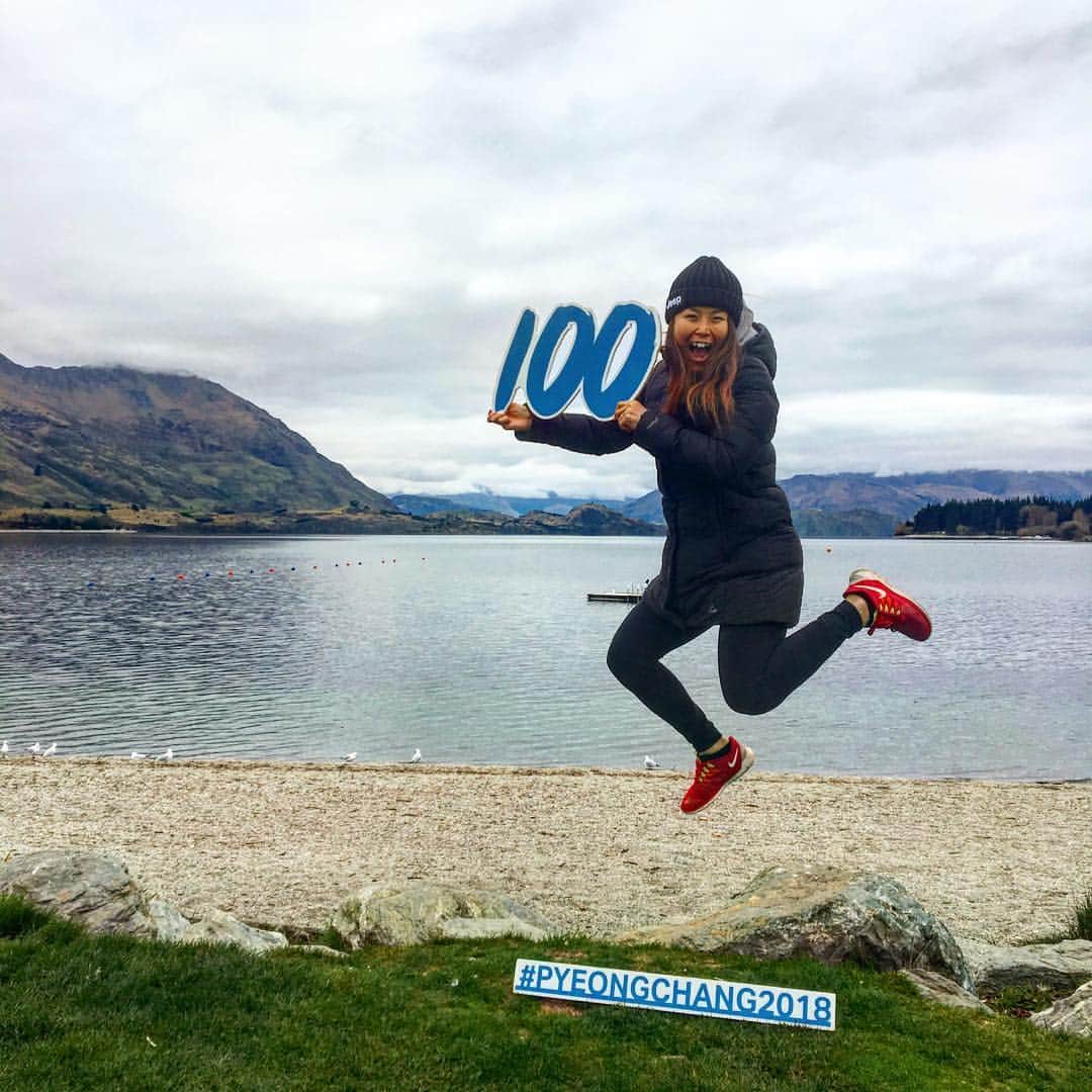 小野塚彩那のインスタグラム：「100 days to go for #pyeongchang2018 @olympicchannel 🥇🏆 . . . @atomicski @nippon_ski_development @phenix_1952 @jeep @smithoptics @gallium_wax @slytechprotect @douchebagsjapan . #weareskiing #gotmyback」