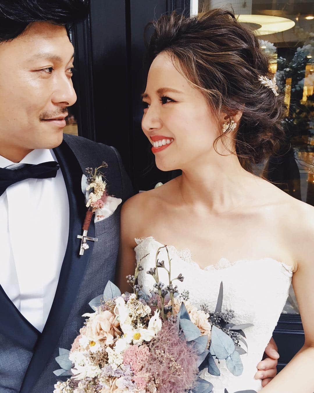 VOW_weddingのインスタグラム：「先日のフォトウェディングの新郎新婦様👰💐 本当に素敵なお二人でした😍」