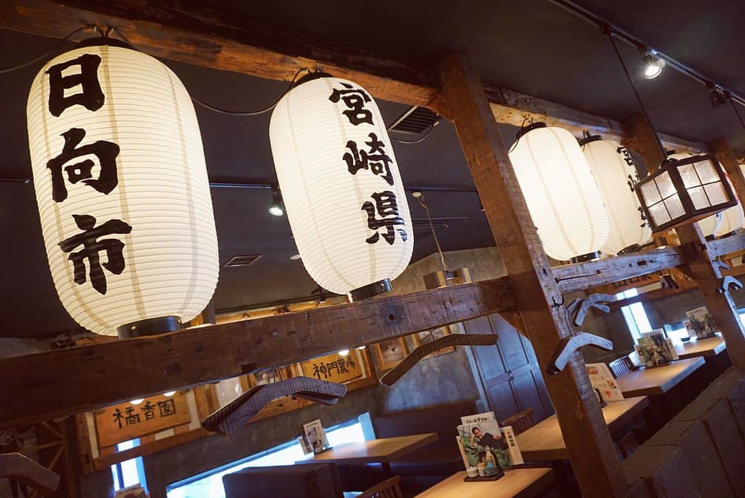 藤川沙弥のインスタグラム：「先日♥︎ 塚田農場さんの試食会へ🍴 宮崎の美味しいごはんが ぎゅっと詰まったお店❤️ お鍋の季節🍲☃️ みんなで美味しいお鍋を囲って 忘年会とか最高❣️ . . #塚田農場 #塚田の忘年会 #pr #food#japanfood#宮崎県」