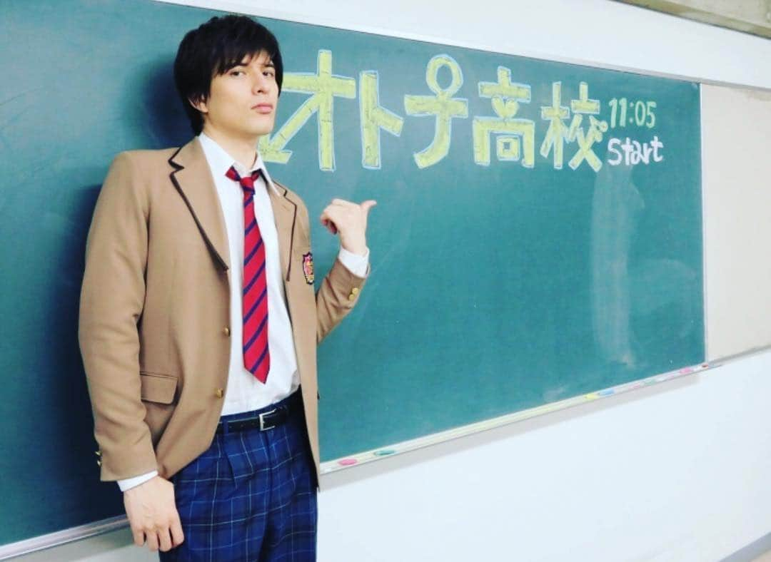 テレビ朝日「オトナ高校」さんのインスタグラム写真 - (テレビ朝日「オトナ高校」Instagram)「. オトナ高校の新入生・岩清水叶役、城田優さん👏💓 . #オトナ高校 #やらみそ #テレビ朝日 #城田優 #総理大臣の息子 #岩清水叶 #もちろん🍒 #ご子息パワー全開 #大暴れ #百戦錬磨の教師陣を次々と論破 #校則はガン無視 #授業をボイコット #教室で大暴れ #学校の風紀を乱しまくり #学級崩壊 #どうなるオトナ高校😱」11月1日 19時33分 - otona_koukou