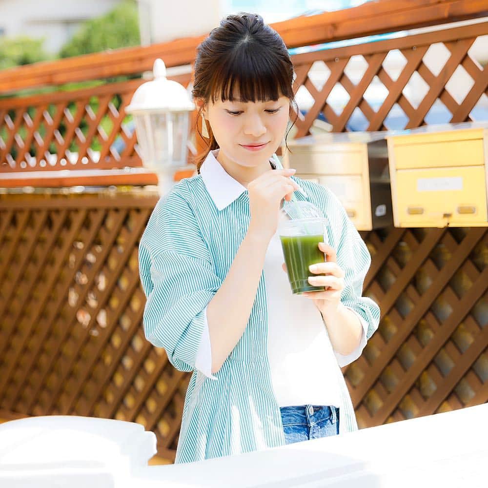 【公式】グリーンクレンズカクテルのインスタグラム：「食欲の秋！食べすぎちゃった時にはグリーンクレンズカクテルでクレンズダイエットしましょう😊！ #diet #ダイエット #グリーンクレンズカクテル #毎日 #greencleansecocktail #juicecleanse #ジュースクレンズ #美容 #健康 #ライフスタイル #ナチュラル #ヘルシー #ジュース #l4l #followme #f4f #follow4follow #相互 #フォロー #フォロバ #맞팔 #팔로미 #美意識 #痩せる #痩せたい #痩せた #インスタダイエット#ボディメイク #クレンズダイエット #きれいになりたい」