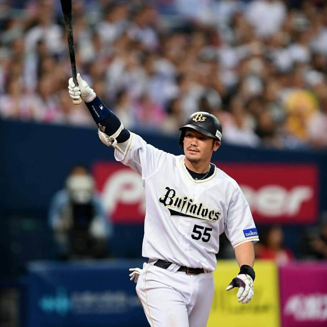 T-岡田 選手 バット オリックスバッファローズ #55