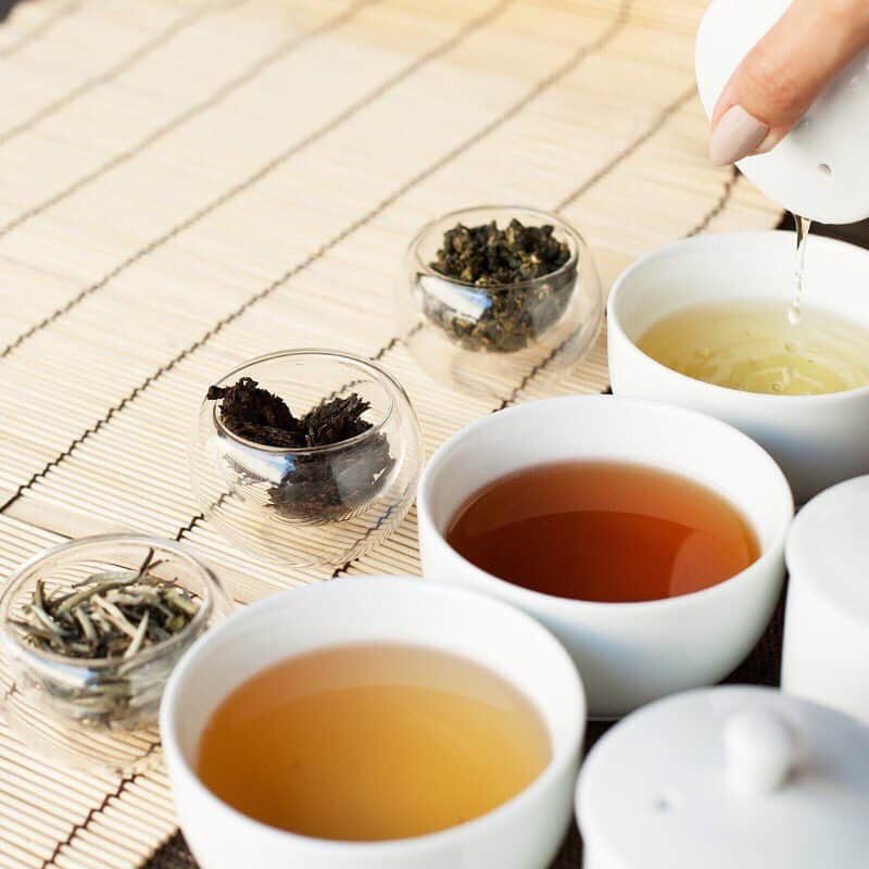 American Tea Roomのインスタグラム：「Do you prefer white tea, pu'er tea or oolong tea? ☕️」