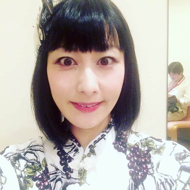 鳥居みゆきさんのインスタグラム写真 - (鳥居みゆきInstagram)「ウエイ ヨー」10月10日 12時09分 - toriimiyukitorii