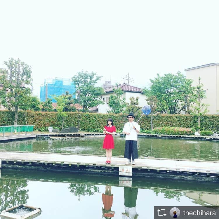 吉岡里帆さんのインスタグラム写真 - (吉岡里帆Instagram)「釣り人2人。。Repost from @thechihara @TopRankRepost #TopRankRepost #吉岡里帆 さんのカレンダー 撮影楽しくディレクションできました。 今城純くんはじめみなさんありがとうございました！ #千原徹也 #れもんらいふ」10月11日 11時55分 - riho_yoshioka