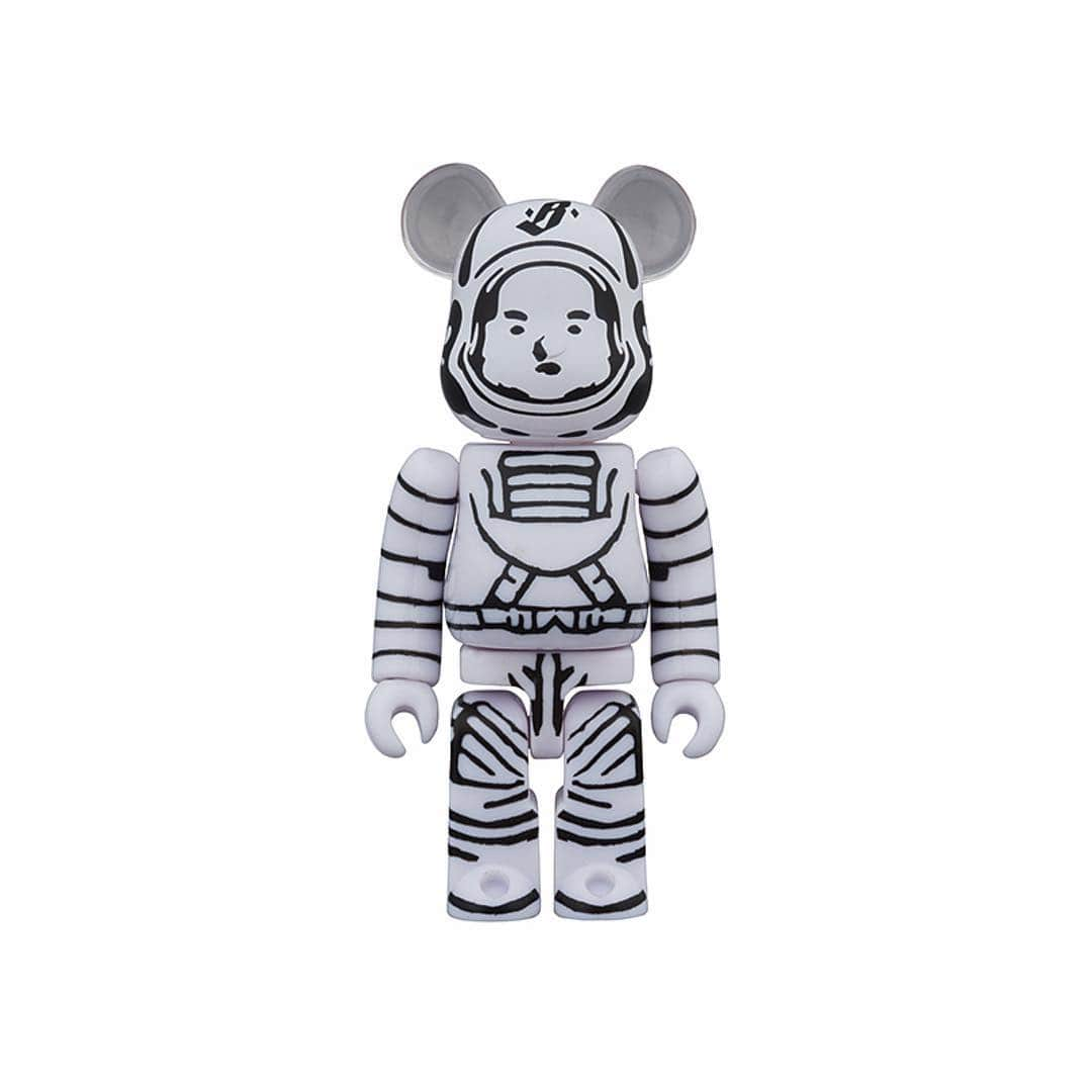 BILLIONAIRE BOYS CLUB TOKYOのインスタグラム：「Repost from @bbcicecream_jp ・ BE@RBRICK BILLIONAIRE BOYS CLUB ASTRONAUT 100% / 400% 2017年10月14日発売予定！ ・BE@RBRICK BILLIONAIRE BOYS CLUB ASTRONAUT 100% ノベルティ  BILLIONAIRE BOYS CLUBのFLAGSHIP STOREとONLINE STOREにて、￥20,000(税込)以上ご購入のお客様にプレゼント！ ・BE@RBRICK BILLIONAIRE BOYS CLUB ASTRONAUT 400% ￥9,936(税込)  BILLIONAIRE BOYS CLUBのFLAGSHIP STOREとONLINE STOREにて発売！ ※数量限定となります。万が一品切れの場合はご容赦ください。  お問い合わせ先 /  ビリオネアボーイズクラブ東京 TEL.03-5770-0018  オフィシャルサイト /  http://www.billionaireboysclub.jp/  発売元／メディコム・トイ  BE@RBRICK BILLIONAIRE BOYS CLUB ASTRONAUT 100% / 400% Releasing October 14th（Sat） ・BE@RBRICK BILLIONAIRE BOYS CLUB ASTRONAUT 100% Gift with purchase* *Customers who purchase more than 20,000JPY(tax incl.) at BILLIONAIRE BOYS CLUB FLAGSHIP STORE or ONLINE STORE will receive the gift! ・BE@RBRICK BILLIONAIRE BOYS CLUB ASTRONAUT 400% Retail price: 9,936 yen（tax included）  Available at BILLIONAIRE BOYS CLUB FLAGSHIP STORE or ONLINE STORE!  Contact information / BILLIONAIRE BOYS CLUB TOKYO TEL.03-5770-0018  Official website / http://www.billionaireboysclub.jp/  BE@RBRICK TM & (C) 2001-2017 MEDICOM TOY CORPORATION. All rights reserved.」