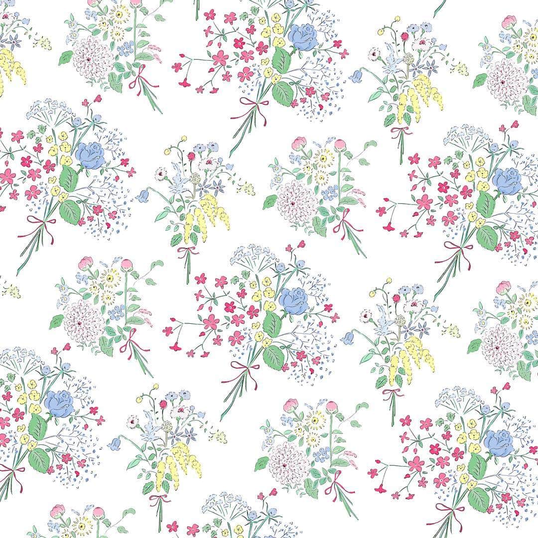 マエガミマミさんのインスタグラム写真 マエガミマミinstagram 記憶のブーケ ブラウスとスカートに Maegamimamixropepicnic 10月12日 9時03分 Maegamimami