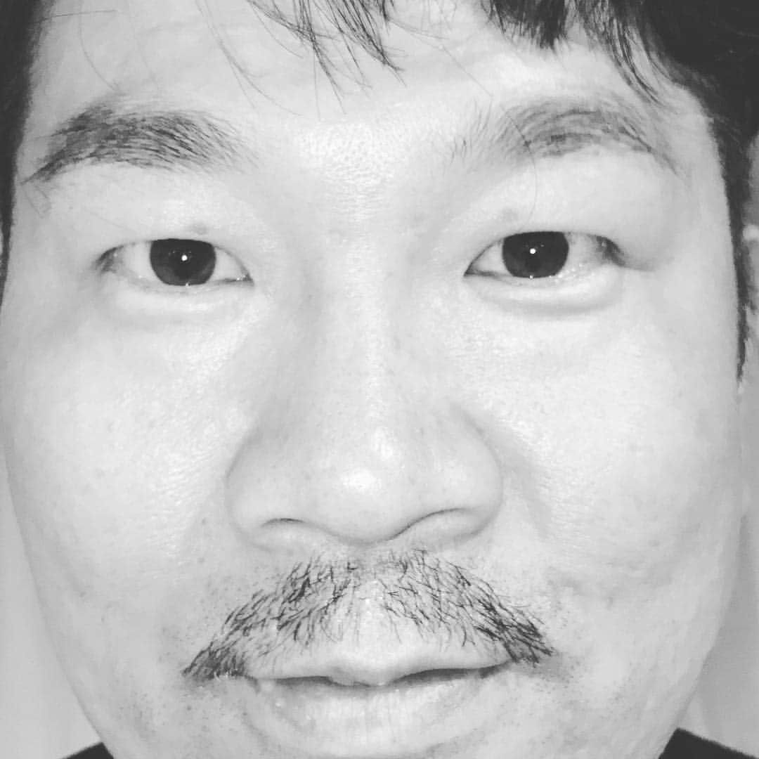 藤本敏史さんのインスタグラム写真 - (藤本敏史Instagram)「こんにちは。 きょうは暑いです あしたはさむいです」10月12日 12時22分 - fujimooongram