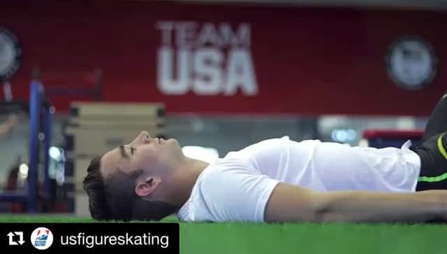 マックス・アーロンのインスタグラム：「#Repost @usfigureskating ・・・ Hey 2017-18 season, @maxtaaron is ready for you. 👋 Watch his full story on our Facebook.」