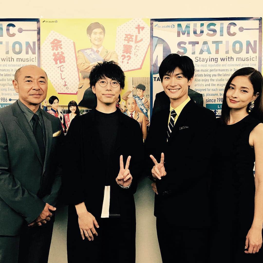 テレビ朝日「オトナ高校」のインスタグラム：「. ⭐️ミュージックステーション⭐️ . 主題歌『 ルポルタージュ 』をテレビ初披露して下さる高橋優さんの元に、オトナ高校チームが参戦します‼️お見逃しなく‼️ . #オトナ高校 #やらみそ #ルポルタージュ #高橋優 #三浦春馬 #高橋克実 #黒木メイサ #ミュージックステーション #Mステ #🍒 #🎵」