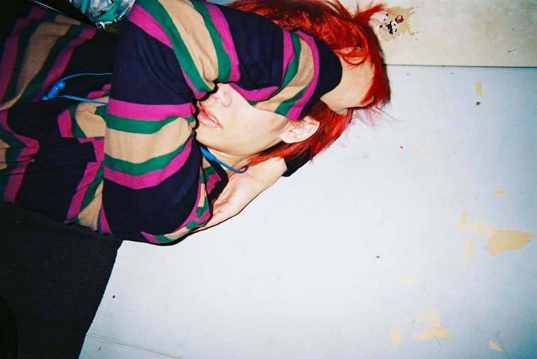 のインスタグラム：「今のライバルは水原希子。 #写ルンです」