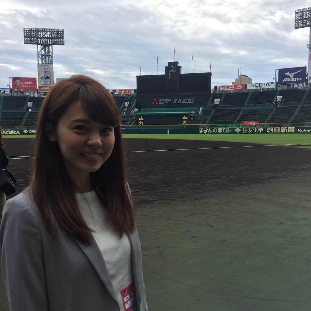 宮澤智さんのインスタグラム写真 - (宮澤智Instagram)「クライマックスシリーズ第1戦！ 甲子園に取材に来ています。 大事な大事な初戦、DeNAラミレス監督は奇襲を仕掛けたようですね…！ 試合の結果など、今夜のスポーツLIFE HERO'S 24:35〜で詳しくお伝えします！ #阪神甲子園球場 #クライマックスシリーズ #阪神タイガース #横浜DeNA #ひーろーず」10月14日 14時20分 - tomo.miyazawa