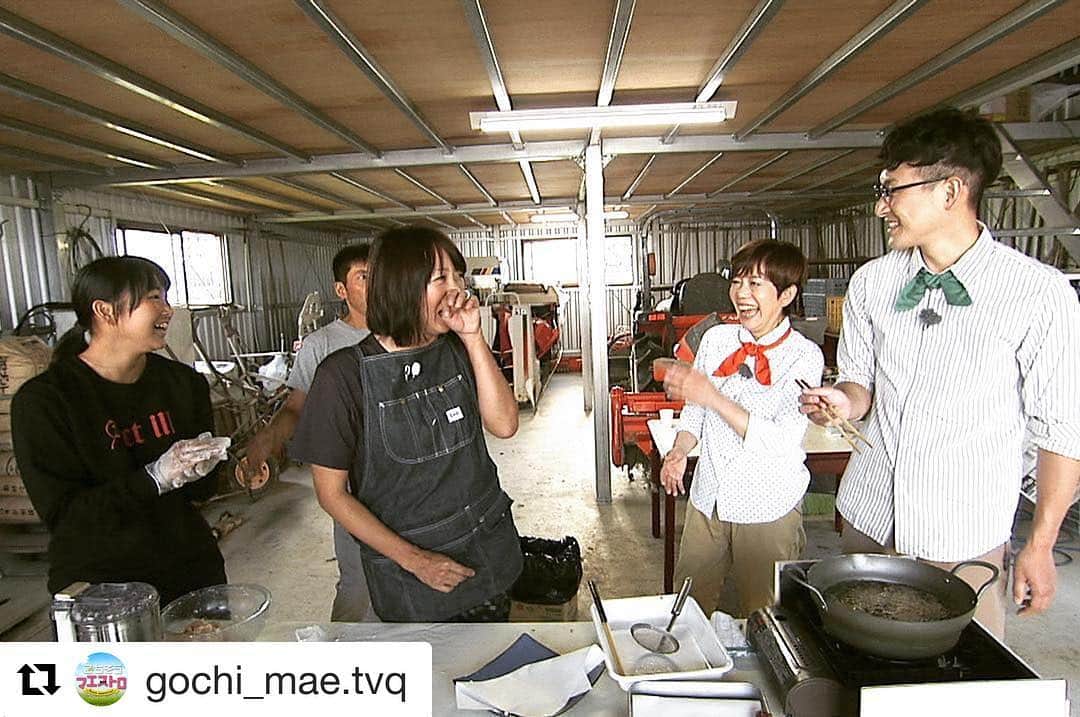 馬場裕之のインスタグラム：「#Repost @gochi_mae.tvq (@get_repost) ・・・ 🍴🌿🍅🎃🍺🔪 本日11:30からの放送です！ホクホク美味しい旬の手掘りレンコンを、みんなでもっと美味しくします‼️ … #fukuoka  #japan #ごちそうマエストロ #ロバート #馬場ちゃん #上野敏子 #北九州 #福岡 #福岡市西区 #tvq #料理 #レシピ #佐賀 #大分 #熊本 #宮崎 #鹿児島 #長崎 #東京 #大阪 #名古屋 #仙台 #北海道 #レンコン」