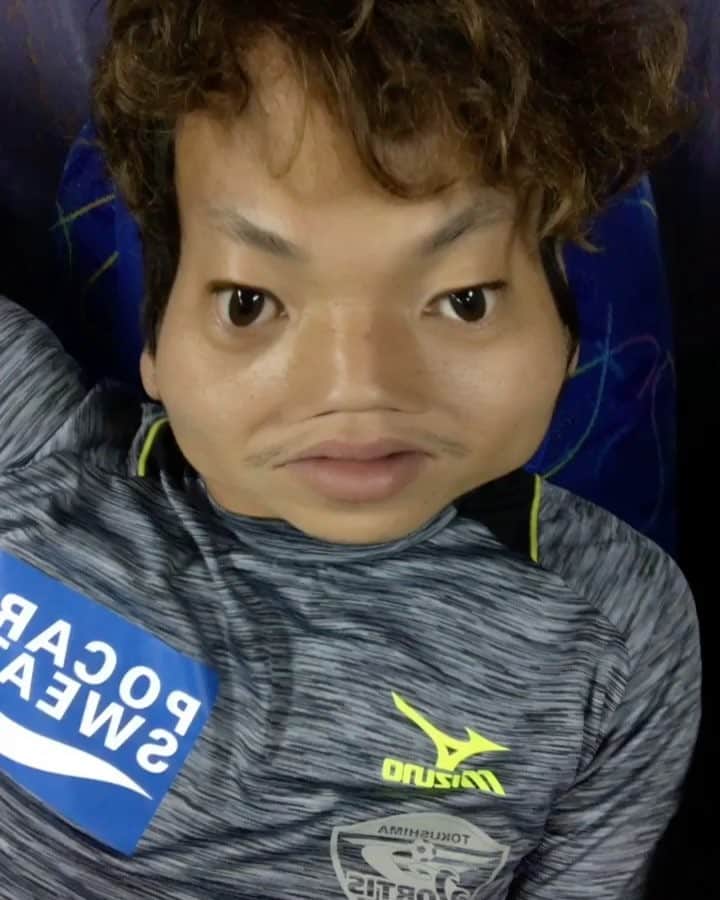 大崎玲央のインスタグラム：「久々の連勝！そして無失点！ 今日も応援ありがとうございました！Great win!!!! #徳島ヴォルティス  #tokushimavortis  #jリーグ #snow #岐阜から徳島遠いなー🚌 #ひまだなー #暑いなー」