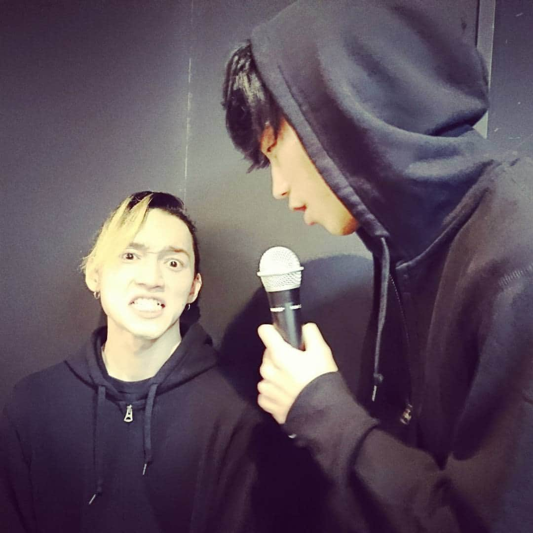 龍雅-Ryoga-さんのインスタグラム写真 - (龍雅-Ryoga-Instagram)「sing～🎤 #龍雅 #ryoga  #後藤慶太郎  #ktr  #清水啓太 #keita  #performer #FIVEDRAGONS #fivedragons #モザイクモール港北」10月15日 16時23分 - ryogastagram