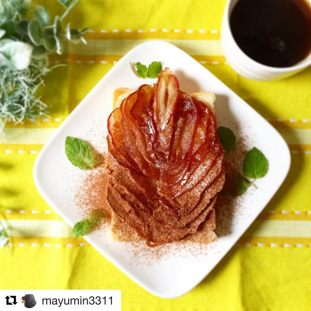 キャナ株式会社さんのインスタグラム写真 - (キャナ株式会社Instagram)「#Repost @mayumin3311 (@get_repost) . @mayumin3311 さんが、オシャレなリンゴキャラメリゼトーストにカカオを振りかけてくださいました✨キャラメリゼの香ばしさとカカオのコクがベストマッチ💕ありがとうございます😍 ・・・ リンゴ🍎のキャラメリゼ乗せトースト🍞でおはようございます。 . シナモンの代わりに… キャナオーガニックスーパーフードのカカオパウダーをたっぷりかけて‼️ . カカオパウダーはカテキンやポリフェノール、食物繊維も豊富～❤ . #朝ごぱん #トースト #りんごキャラメリゼ #りんごキャラメリゼトースト #キャナスーパーフード #スーパーフード #ココアパウダー #キャナオーガニックスーパーフード #まんぷくオータム #toast #appletoast #yummy #キャラメリゼ」10月15日 20時38分 - canasuperfood